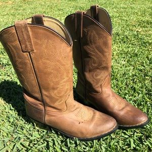Youth girl Cody james western boots size 4.5